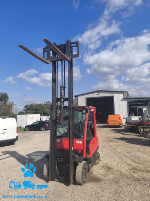 Hyster 25 plinski viličar