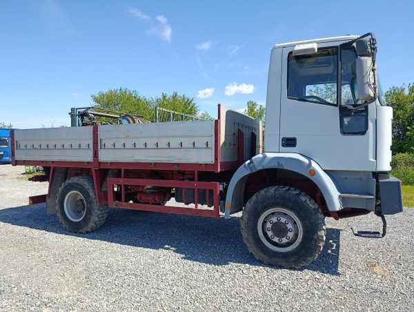 IVECO – flatbed truck – 95E21