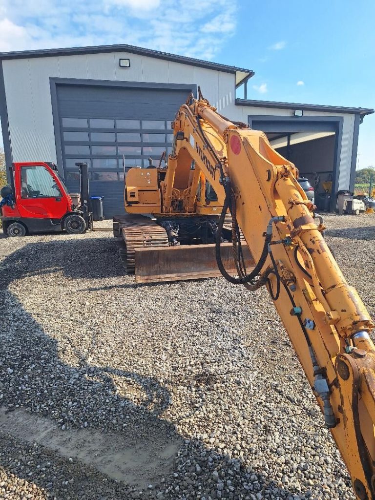 construction-equipment-tracked-excavator-Hyundai-130-1760789857805184920_orig_4a6a21349a5ab7aa7f8a10dc9a0d7fb2-25101815164401687600