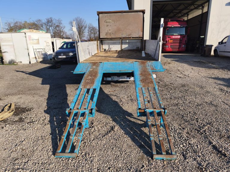 flatbed-truck-Volvo-FL-12-250-1762474832282548894_orig_b4f60ac432dcf60cf66e78f8283c71ad-25110702183911150000