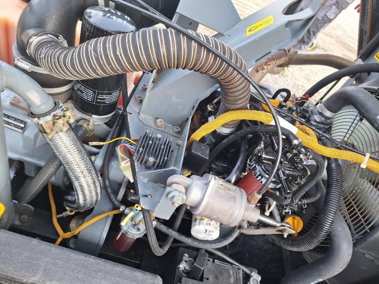 industrial-equipment-mobile-compressor-Atlas-Copco-1763232651123771372_orig_aa23e68554315797e8935e920988dc76-25111520491519252000