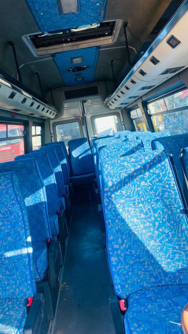 IVECO – putnički kombi – Daily