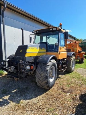 WhatsApp Image 2026-04-03 at 15.32