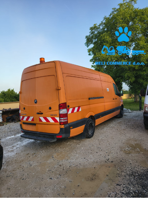 Mercedes sprinter 516 za rad
